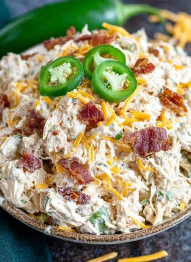 Jalapeno Popper Keto Chicken Salad - Delicious low-carb salad recipe