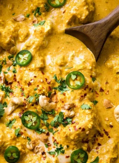 Cozy Indian curry with tender chicken pieces and aromatic spices
